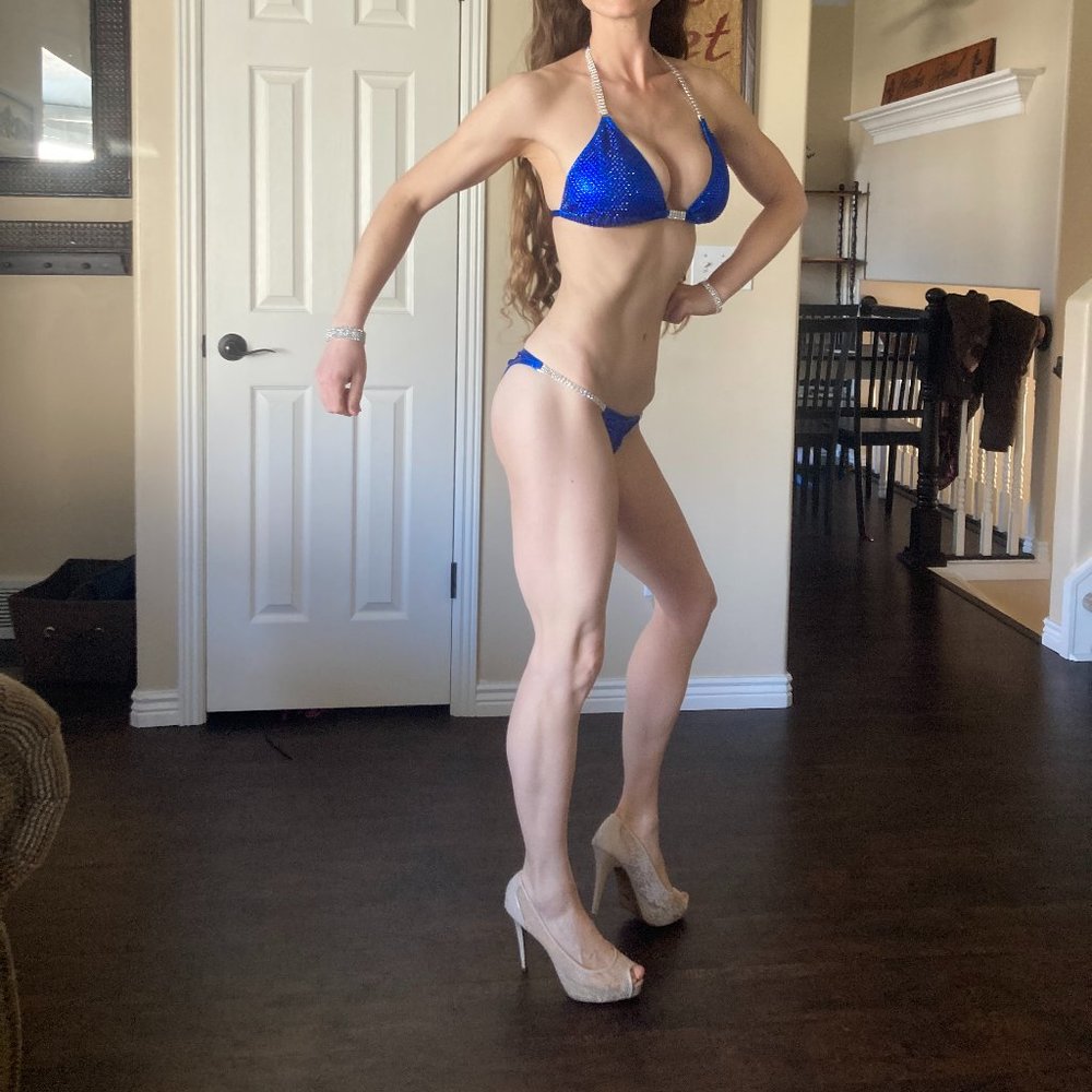 Blue rhinestone NPC bikini - Picture 2 of 8